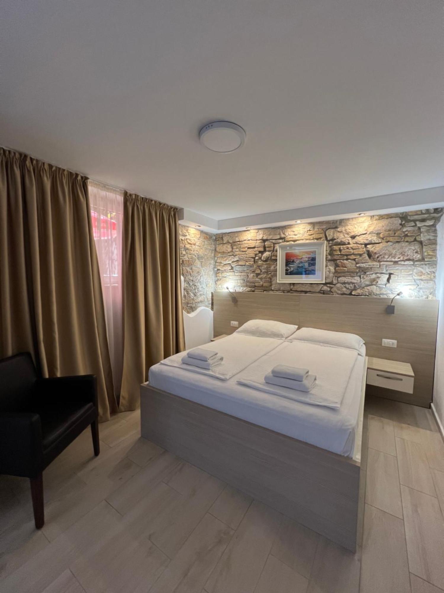 Minella Bed & Breakfast 3*